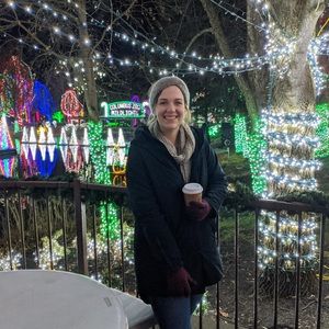 Meet your Posher, Chloe